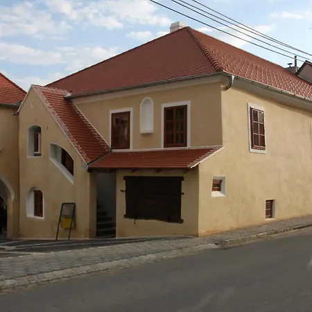 Hotel Eisenhuthaus Poysdorf